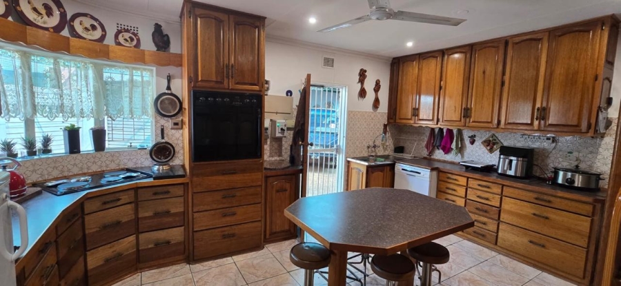 4 Bedroom Property for Sale in Protea Park North West